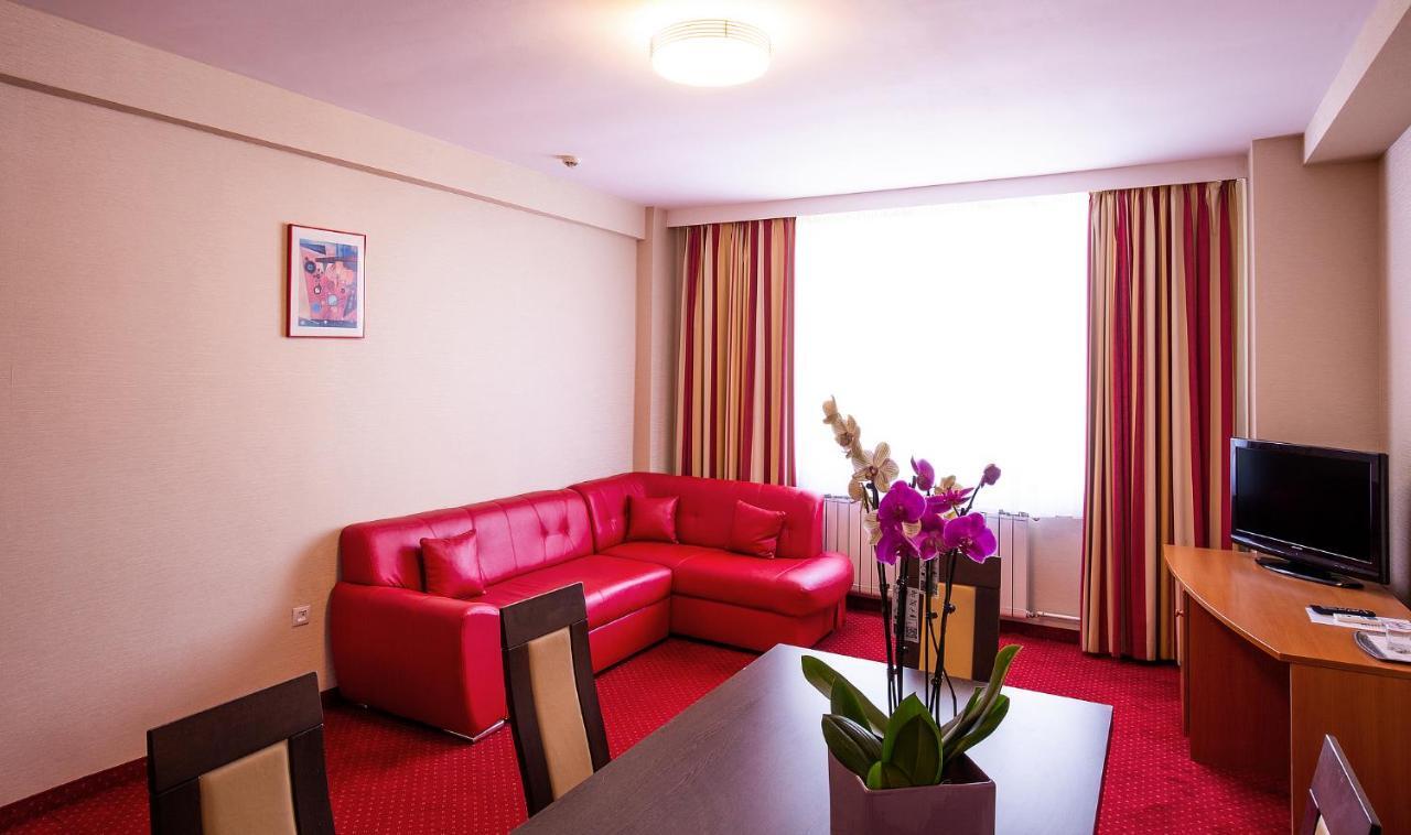 Hotel Dana Satu Mare Luaran gambar