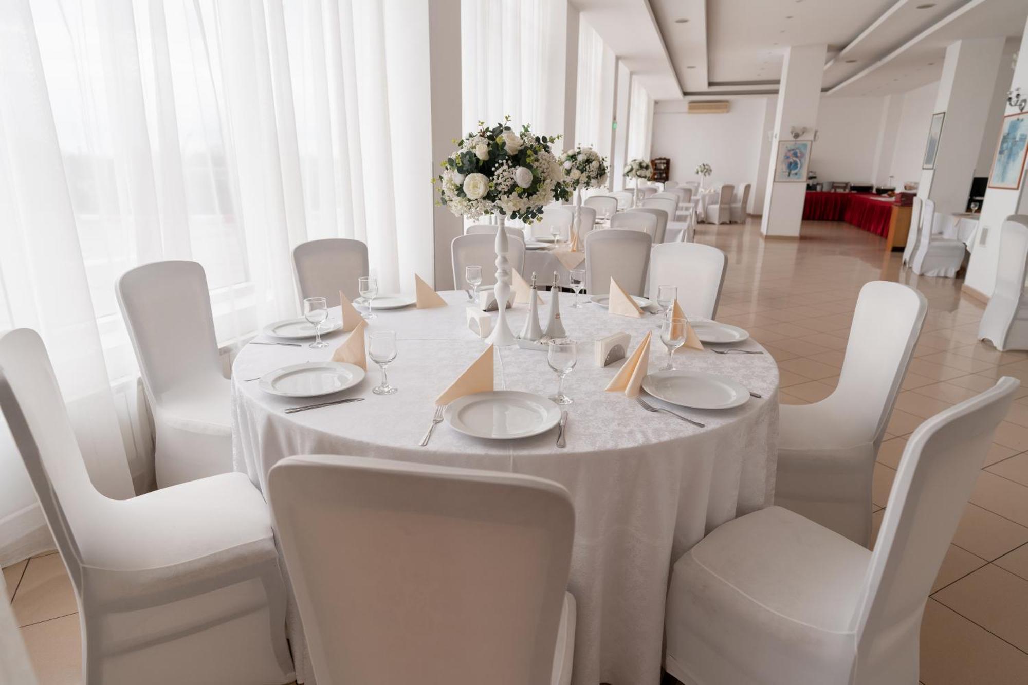 Hotel Dana Satu Mare Luaran gambar